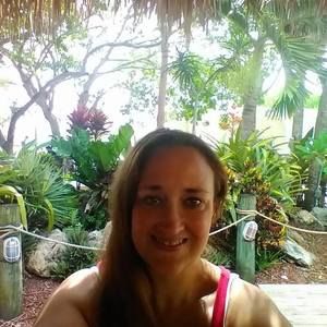 Meet your Posher, Nikki